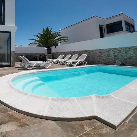 Fashion Vivalavida, Private Pool X Parking Playa Blanca (Lanzarote)