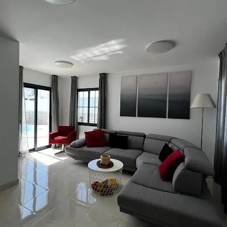 Fashion Vivalavida, Private Pool X Parking Playa Blanca