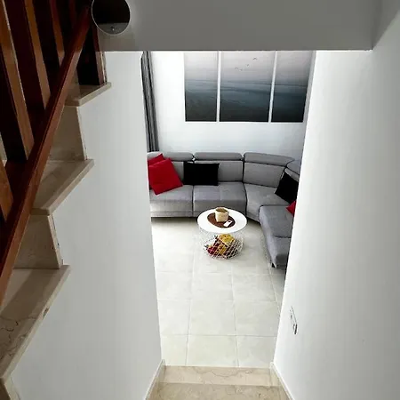 Fashion Vivalavida, Private Pool X Parking Villa *