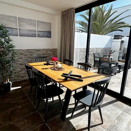 Fashion Vivalavida, Private Pool X Parking Vila Playa Blanca (Lanzarote)
