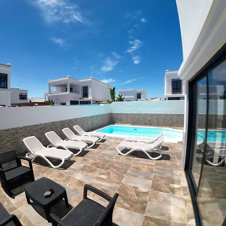Fashion Vivalavida, Private Pool X Parking Villa Playa Blanca (Lanzarote)
