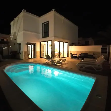 Fashion Vivalavida, Private Pool X Parking