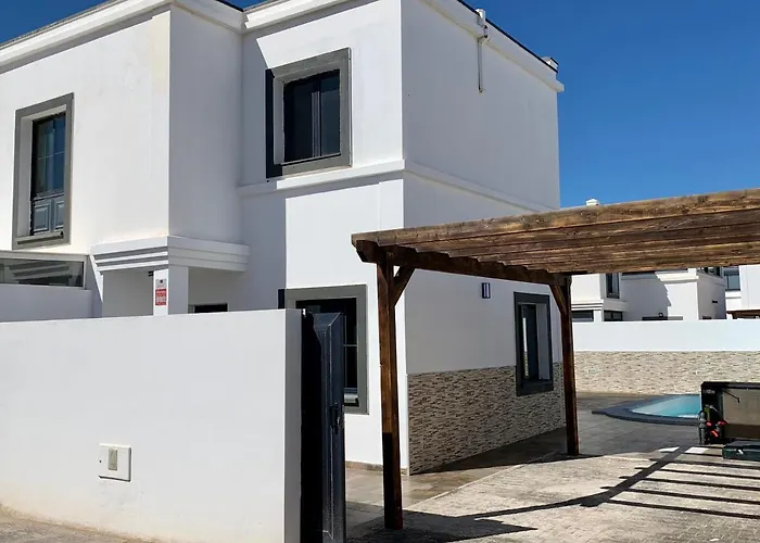 Fashion Vivalavida, Private Pool X Parking Villa