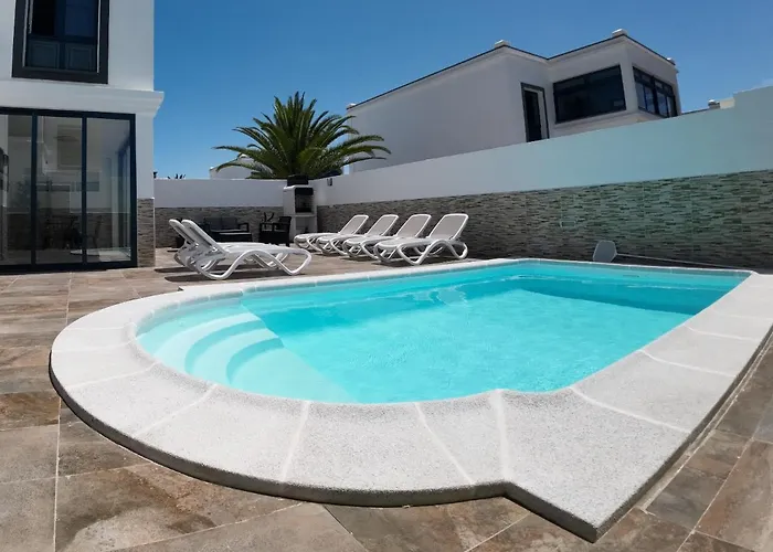 Fashion Vivalavida, Private Pool X Parking Playa Blanca (Lanzarote)