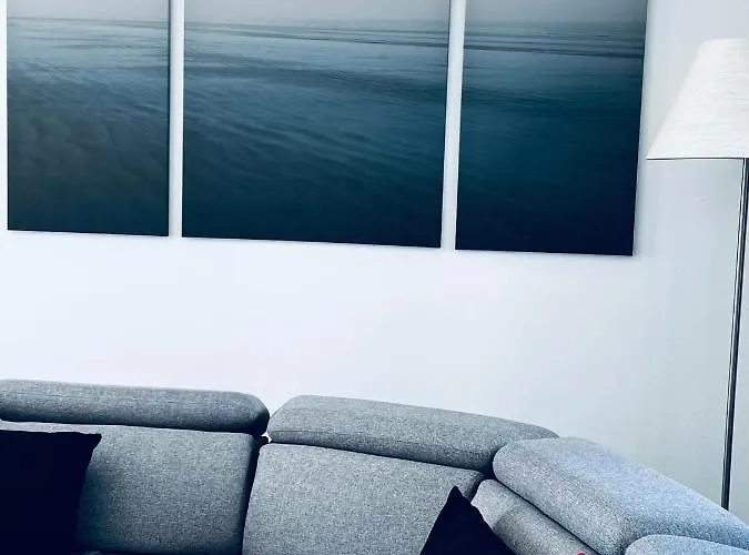 Fashion Vivalavida, Private Pool X Parking Villa *